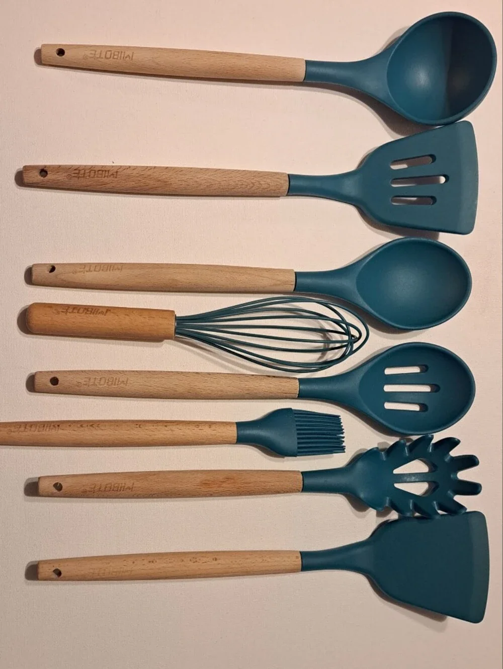 4/$15 🌻 Wood Handle Teal Silicone Kitchen Utensil Set - 8 Piece